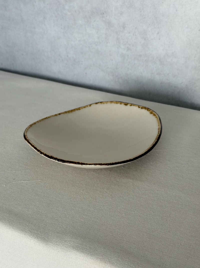 Plate with rim, a handbuilt ceramic plate, 6.25 x 5 in