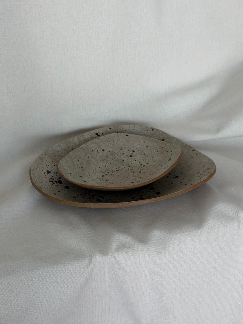 Plate set of two, handbuilt ceramic plates with a speckled glaze, 8.5 x 7.5 in and 6 x 5.5 in